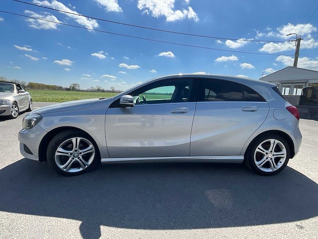 2015 mercedes-benz a180 cdi 245g mercedes benzine - afbeelding 23 van  40