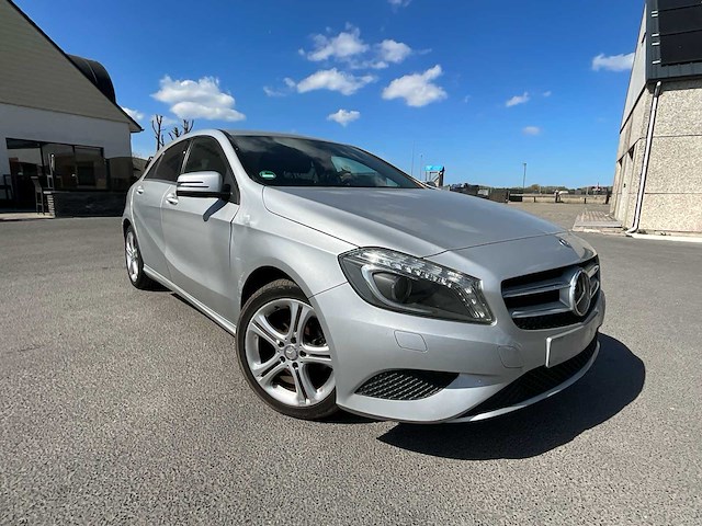 2015 mercedes-benz a180 cdi 245g mercedes benzine - afbeelding 39 van  40