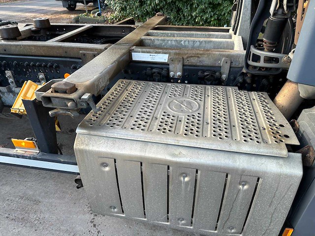 2015 mercedes-benz actros mp4 vrachtwagen - afbeelding 7 van  20