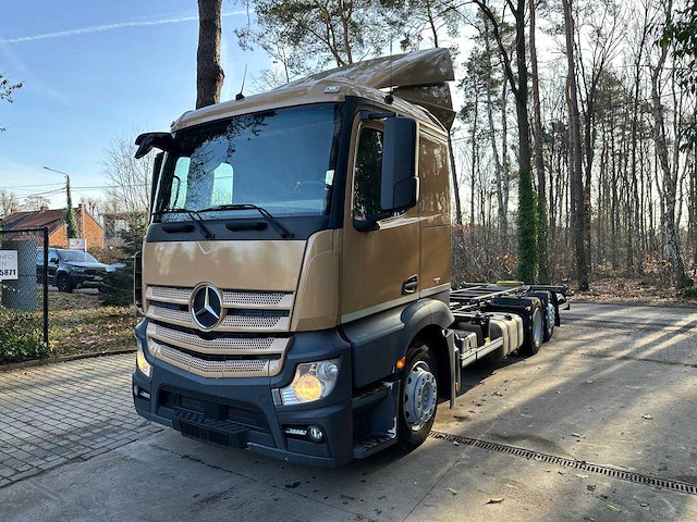 2015 mercedes-benz actros mp4 vrachtwagen - afbeelding 1 van  13