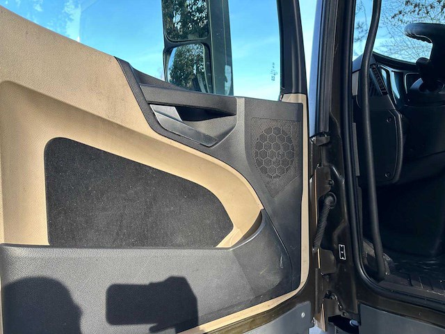 2015 mercedes-benz actros mp4 vrachtwagen - afbeelding 11 van  13