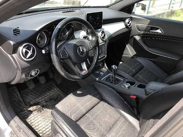 2015 mercedes-benz cla 220 cdi auto - afbeelding 16 van  19