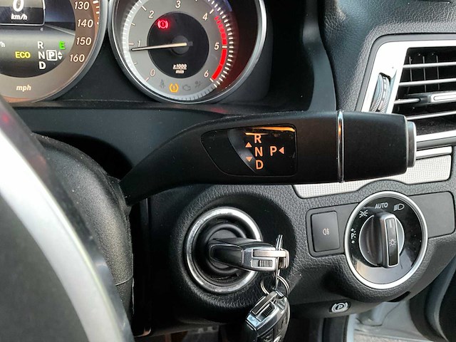 2015 mercedes-benz e250 cdi coupé amg pack personenauto - afbeelding 18 van  50