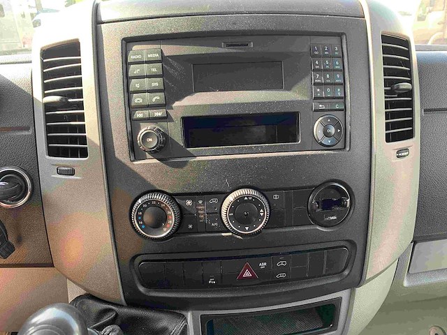 2015 mercedes-benz sprinter 313 cdi lichte vracht bestelwagen - afbeelding 3 van  36