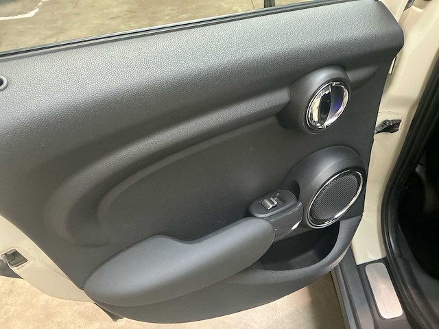 2015 mini cooper d personenauto - afbeelding 12 van  19