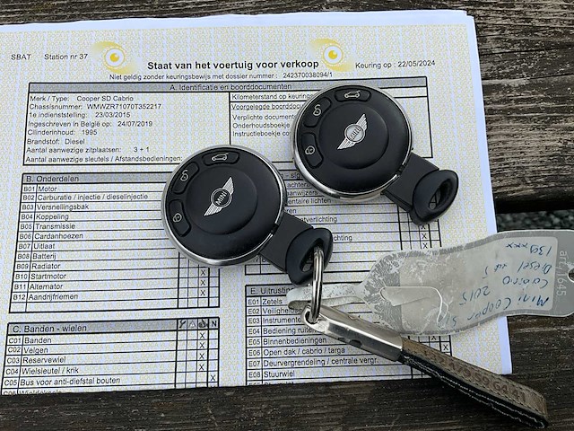 2015 mini cooper sd cabrio - afbeelding 30 van  35