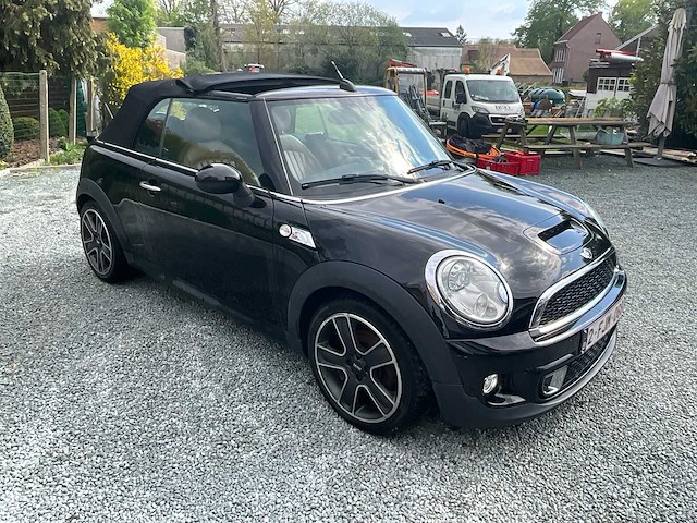 2015 mini cooper sd cabrio - afbeelding 32 van  35