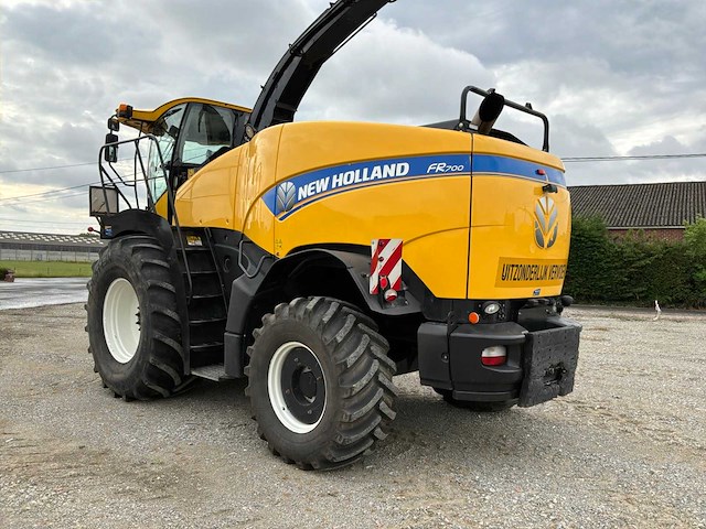 2015 new holland fr700 veldhakselaar - afbeelding 24 van  26