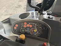 2015 new holland t7.220 4wd sa vierwielaangedreven tractor met armmaaier - afbeelding 19 van  40