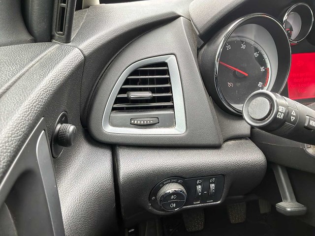 2015 opel astra p-j auto - afbeelding 16 van  73