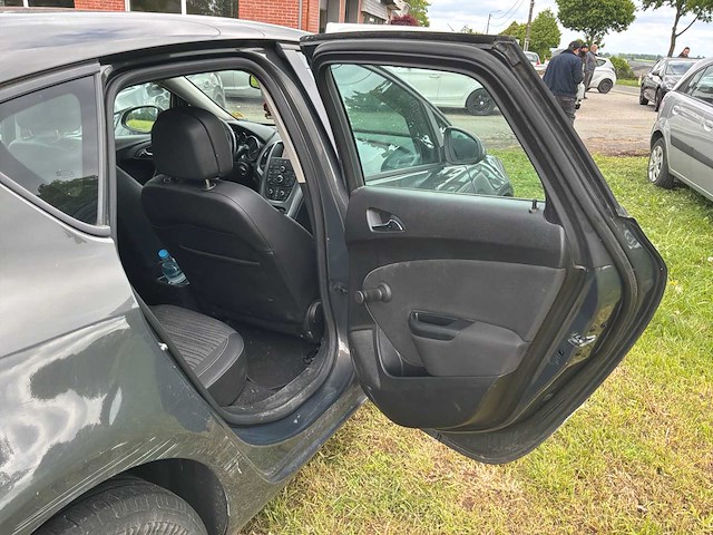 2015 opel astra p-j auto - afbeelding 35 van  73
