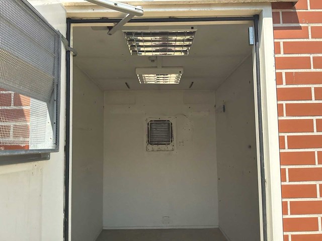 2015 pavicentro prefab technische ruimte / telecom-elektrische technische container - afbeelding 3 van  15