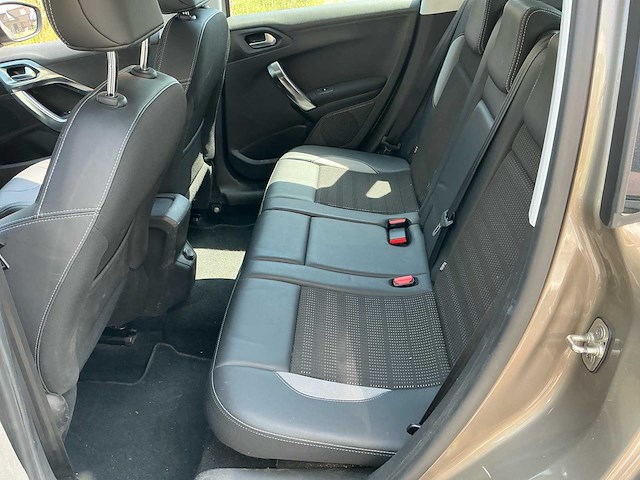2015 peugeot 2008 personenauto - afbeelding 4 van  12