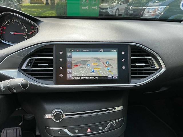 2015 peugeot 308 personenauto - afbeelding 10 van  28