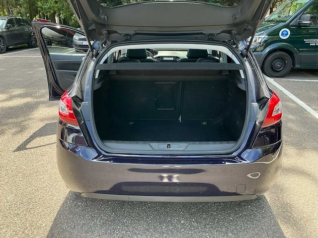 2015 peugeot 308 personenauto - afbeelding 17 van  28