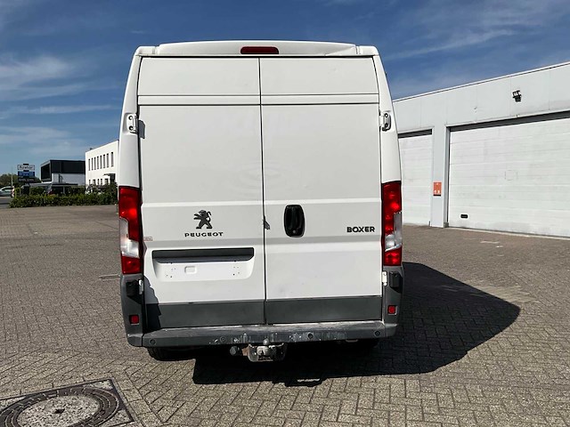2015 peugeot boxer lichte vrachtwagen - afbeelding 1 van  1