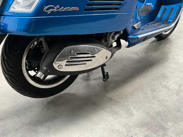 2015 piaggio 125cc vespa - afbeelding 13 van  13