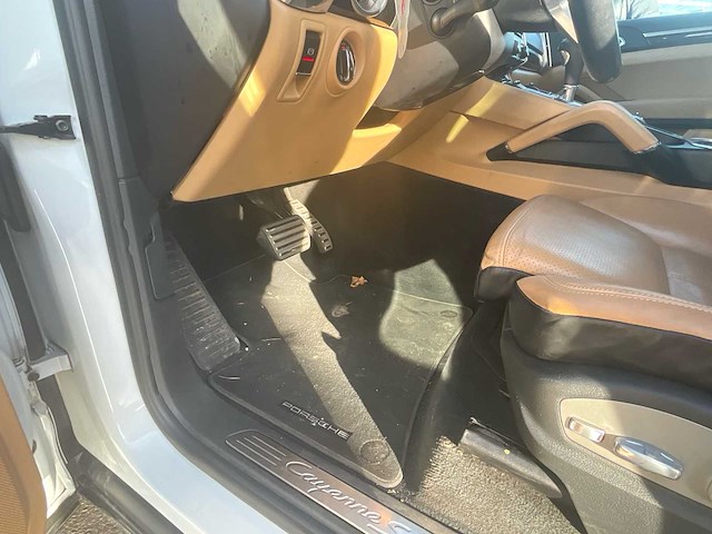 2015 porsche cayenne et22 hybride - afbeelding 10 van  43