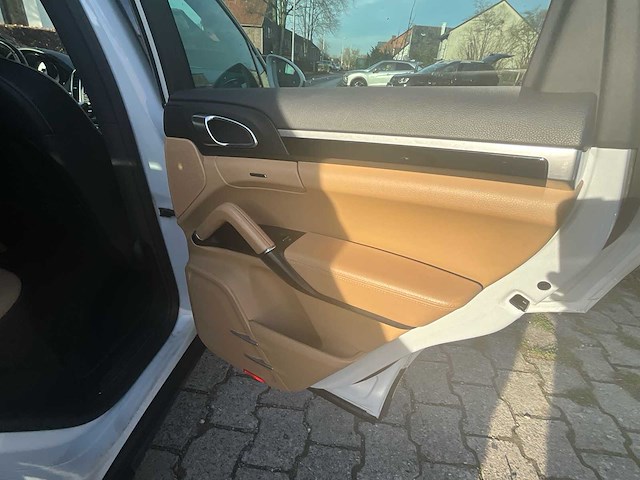 2015 porsche cayenne et22 hybride - afbeelding 28 van  43