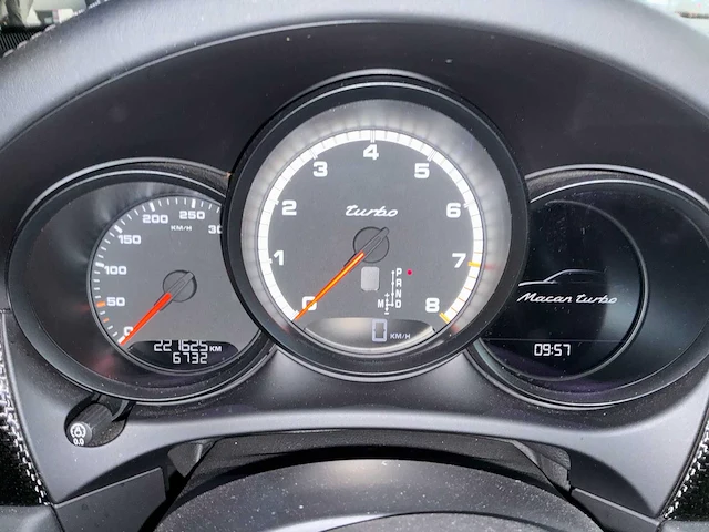2015 porsche macan turbo 95b auto - afbeelding 27 van  40