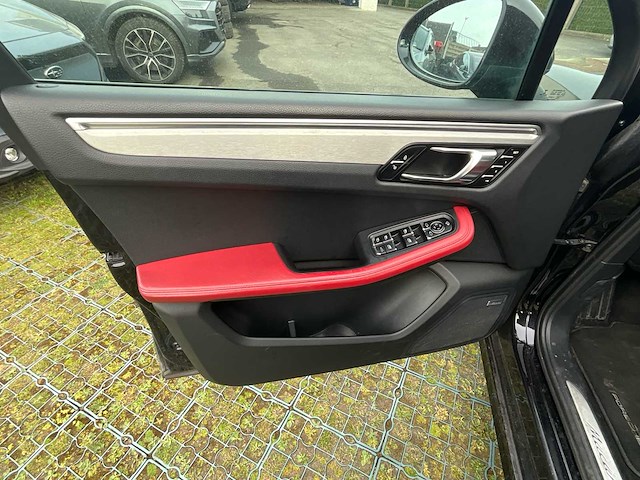 2015 porsche macan turbo 95b personenauto - afbeelding 35 van  35