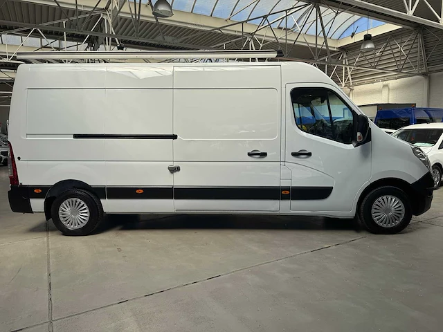 2015 renault master - 2,5 ton trekvermogen - afbeelding 2 van  27