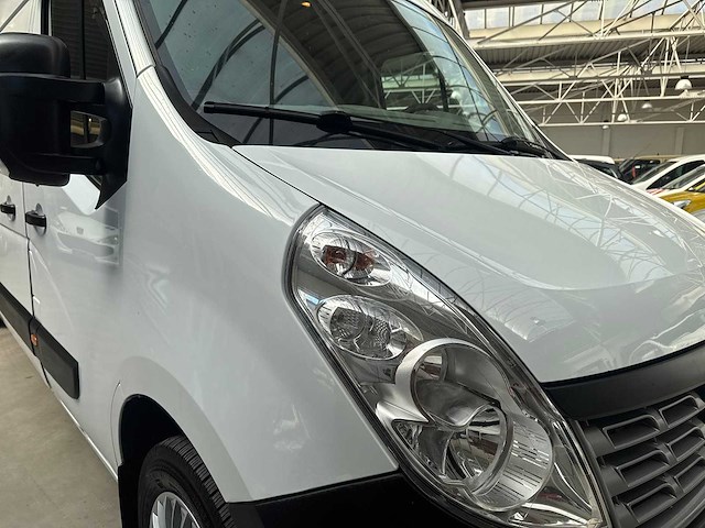 2015 renault master - 2,5 ton trekvermogen - afbeelding 6 van  27