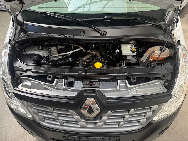 2015 renault master - 2,5 ton trekvermogen - afbeelding 20 van  27