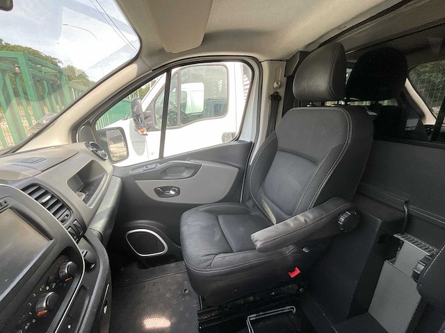 2015 renault trafic ambulance - afbeelding 4 van  25