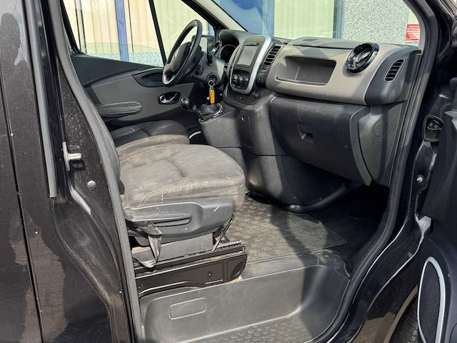 2015 renault trafic lichte vracht 5 pers - airco - trekhaak - afbeelding 5 van  39