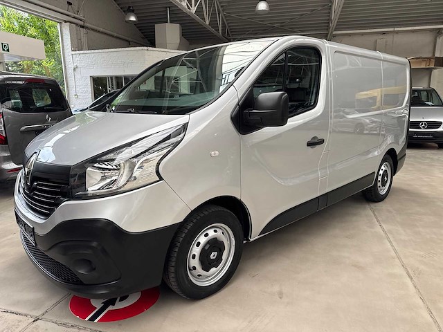 2015 renault trafic servicewagen 138.316km - afbeelding 11 van  32