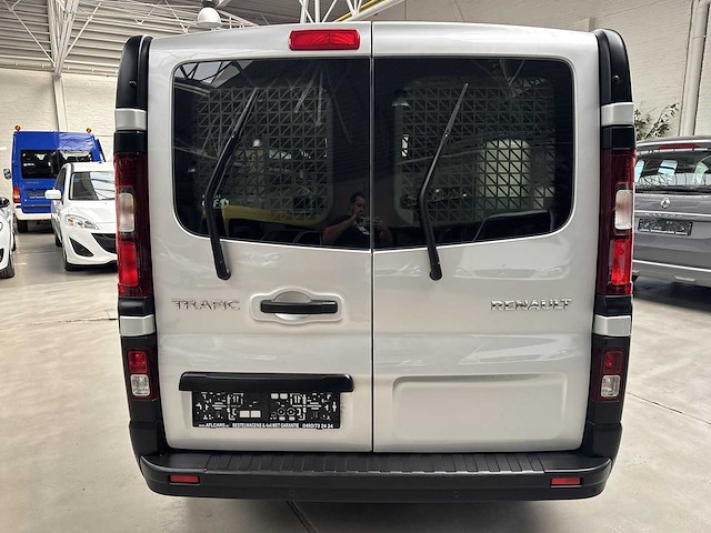 2015 renault trafic servicewagen 138.316km - afbeelding 23 van  25
