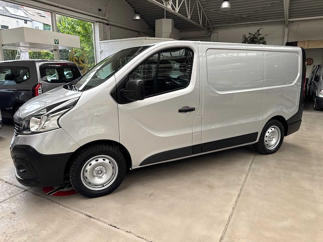 2015 renault trafic servicewagen 141.094km - afbeelding 11 van  29