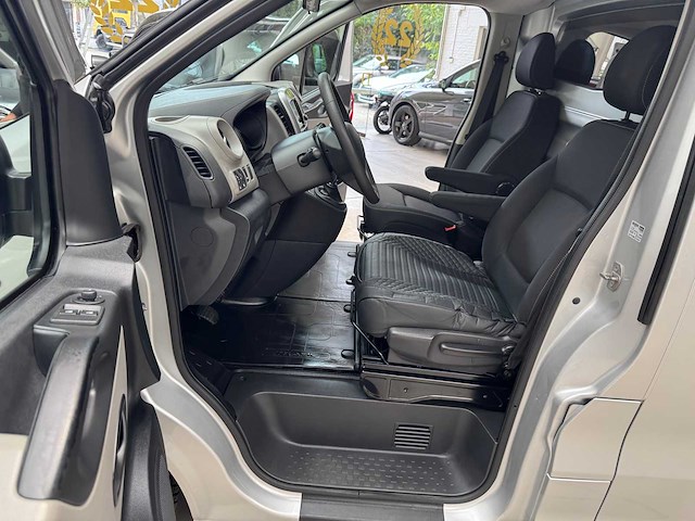 2015 renault trafic servicewagen 141.094km - afbeelding 13 van  29