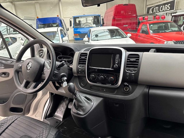 2015 renault trafic servicewagen 141.094km - afbeelding 15 van  29