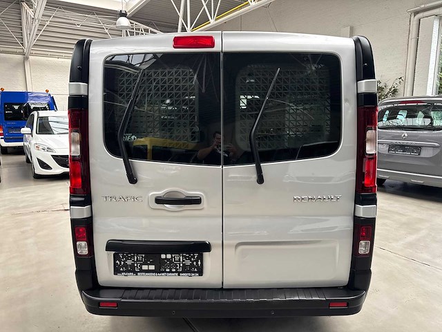 2015 renault trafic servicewagen 141.094km - afbeelding 27 van  29