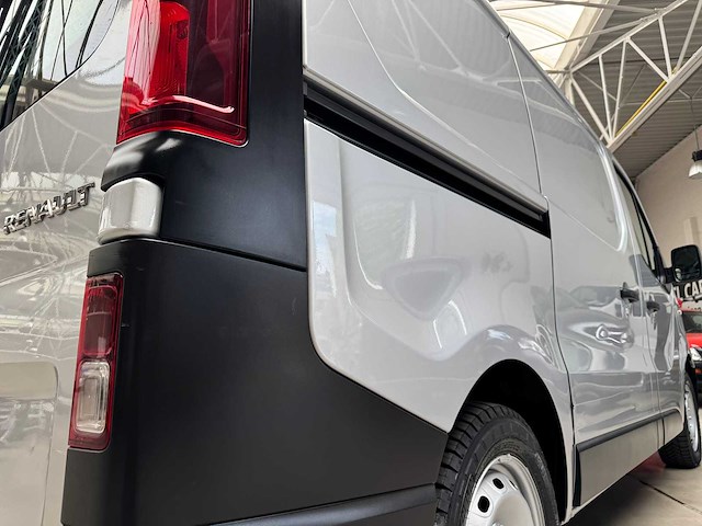 2015 renault trafic servicewagen 141.094km - afbeelding 28 van  29
