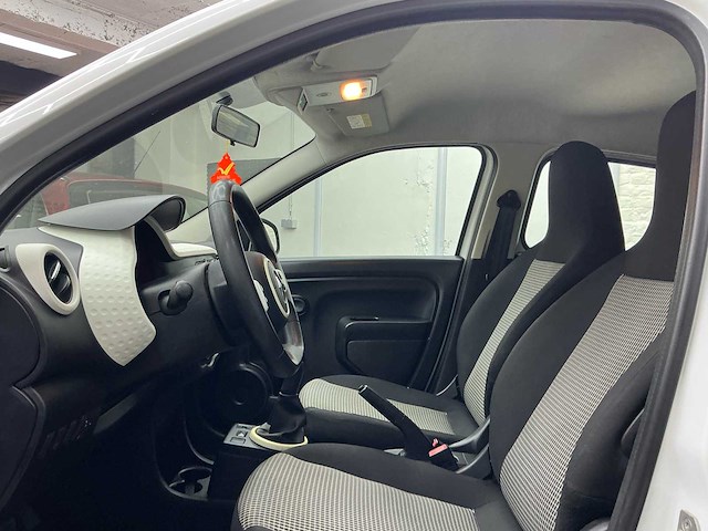 2015 renault twingo 1.0i benzine compact car personenauto - afbeelding 9 van  53