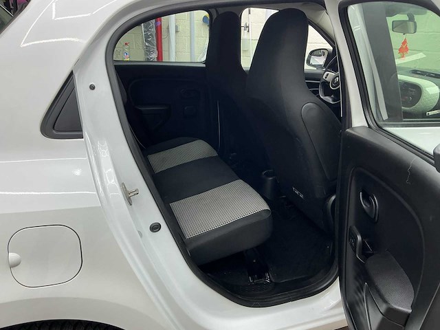 2015 renault twingo 1.0i benzine compact car personenauto - afbeelding 28 van  53
