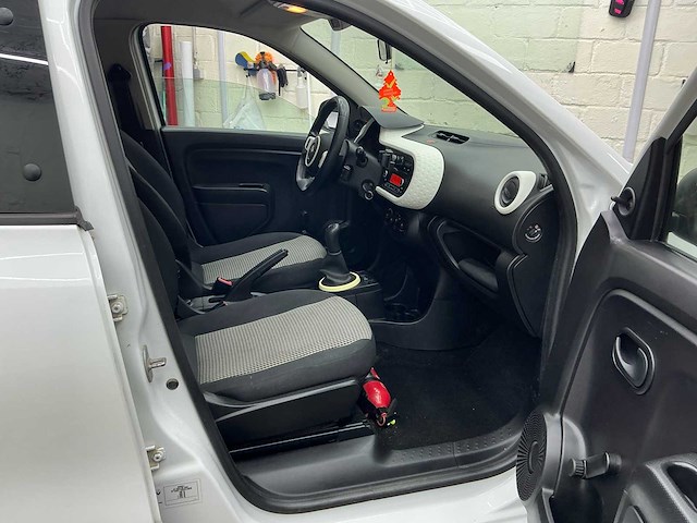 2015 renault twingo 1.0i benzine compact car personenauto - afbeelding 32 van  53