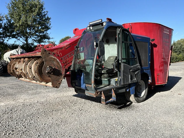 2015 siloking selfline 15 zelfrijdende voermengwagen (op te knappen) - afbeelding 1 van  36