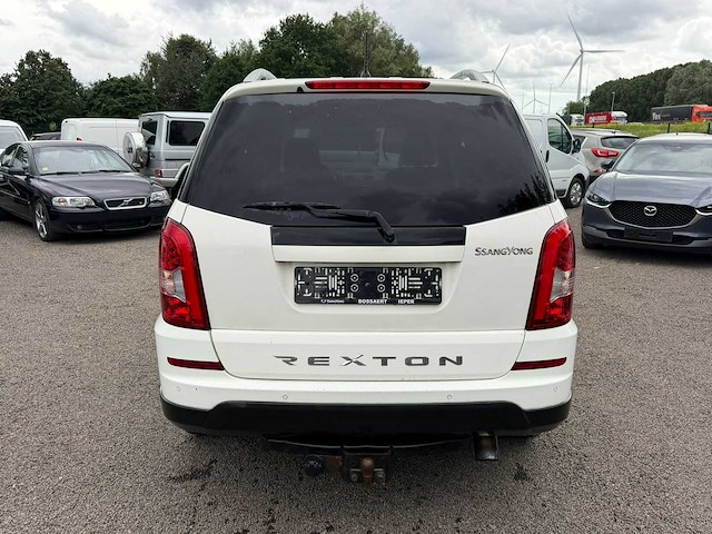 2015 ssangyong rexton - afbeelding 25 van  30