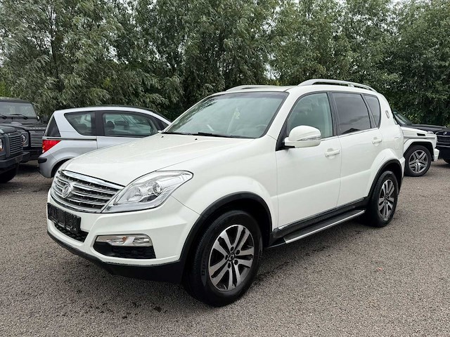 2015 ssangyong rexton - afbeelding 1 van  30