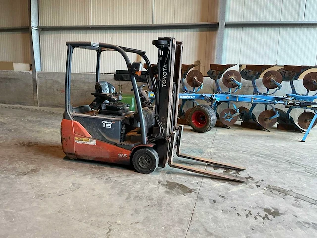 2015 toyota 8fbet18 vorkheftruck - afbeelding 17 van  21