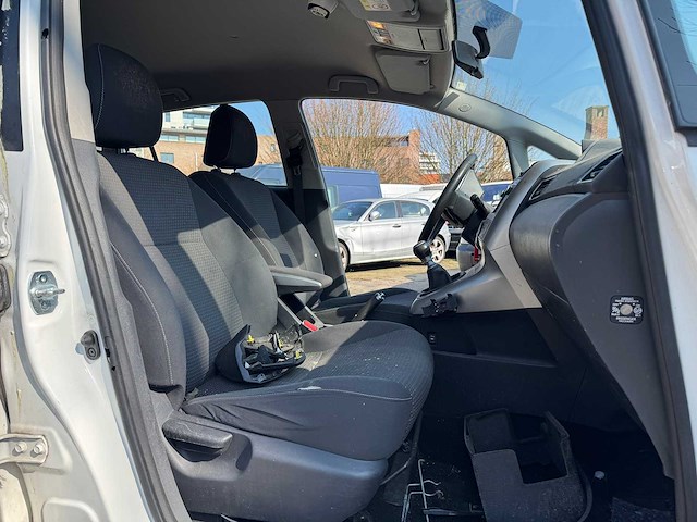 2015 toyota verso - zo meenemen - handelaar - export - afbeelding 4 van  12