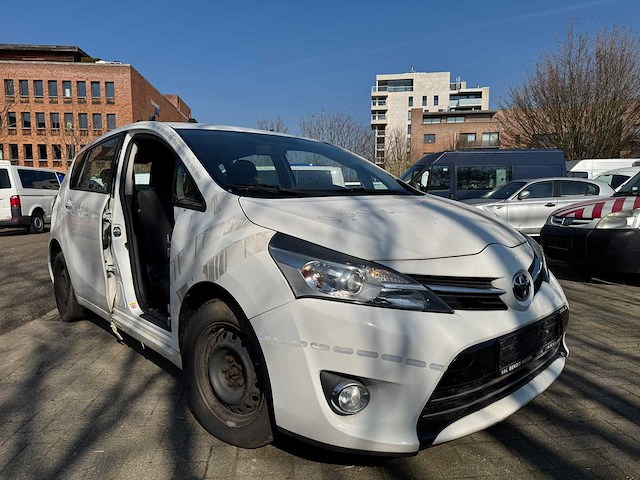 2015 toyota verso - zo meenemen - handelaar - export - afbeelding 11 van  12