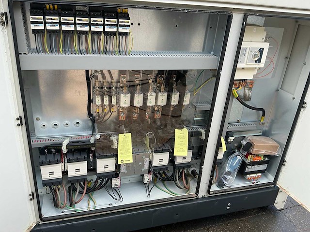 2015 trane rtaf 205 xe ln industriële chiller - afbeelding 7 van  9