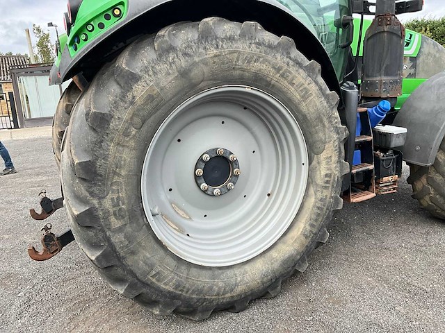 2015 vierwielaangedreven landbouwtractor - afbeelding 6 van  22