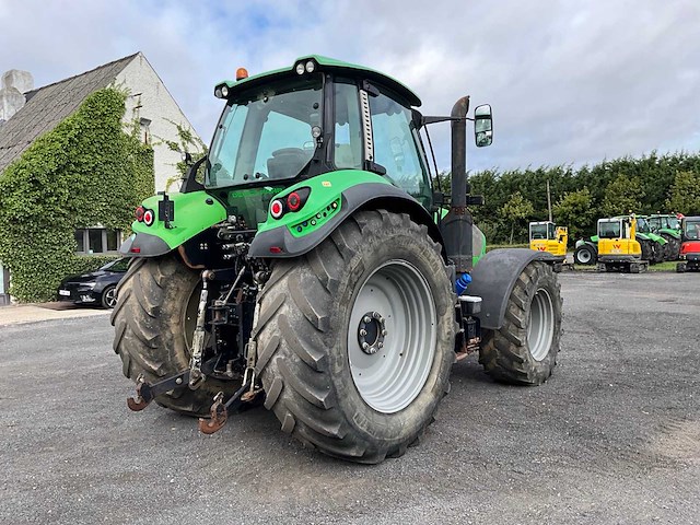 2015 vierwielaangedreven landbouwtractor - afbeelding 18 van  22