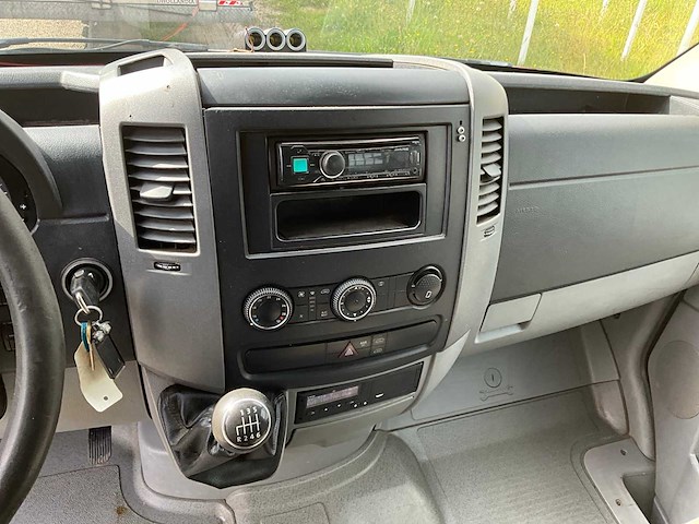 2015 volkswagen crafter vrachtwagen - afbeelding 4 van  26